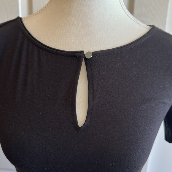 NWOT White House Black Market sort sleeve black dress - Picture 3 of 6